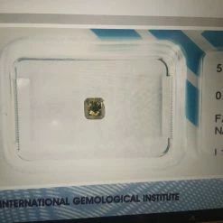 Vendora πωλείτε από συλλέκτη ορυκτών πολύτιμων λίθων μοναδικό σπάνιο ορυκτό διαμάντι χρώματος Fancy Intense Greenish Yellow Brown, σφραγισμένο 0.30 Ct με το πιστοποιητικό γνησιότητας του -vendora shop 04fa6052252babdb9d625714c5921127d0a64192 xl