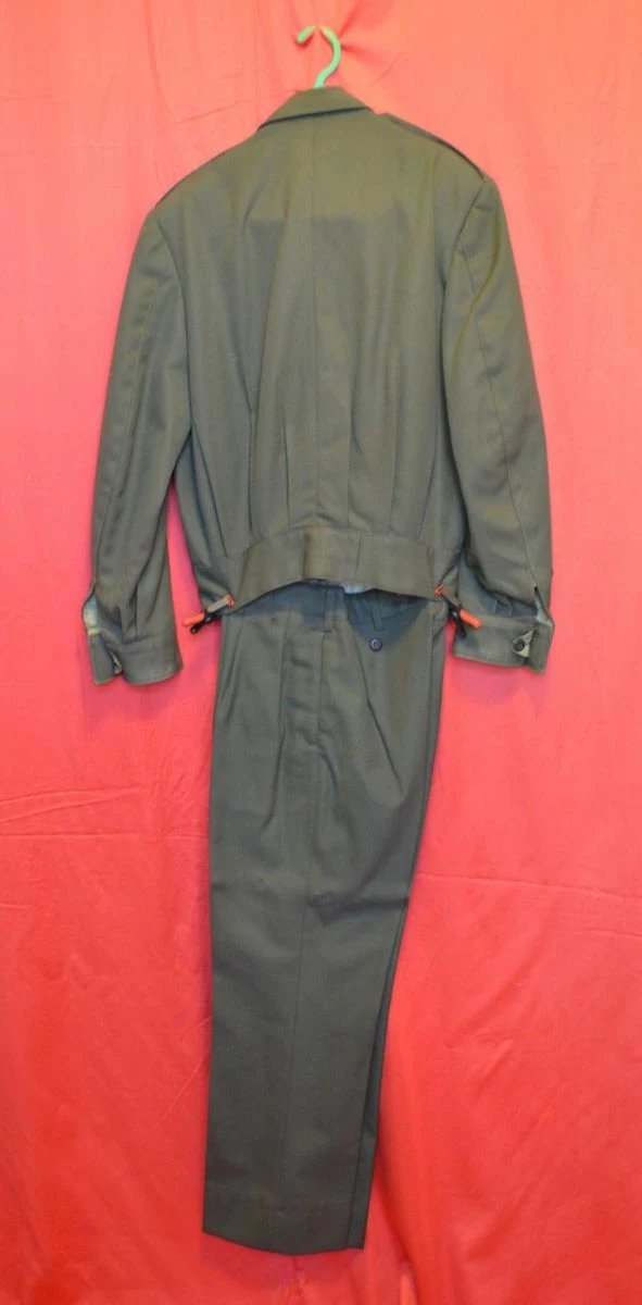 Vendora Πλήρης στολή 8β (χιτώνιο-παντελόνι) του Στρατού Ξηράς (70 ευρώ). 4 Vendora Πλήρης στολή 8β (χιτώνιο-παντελόνι) του Στρατού Ξηράς (70 ευρώ). - Image 2