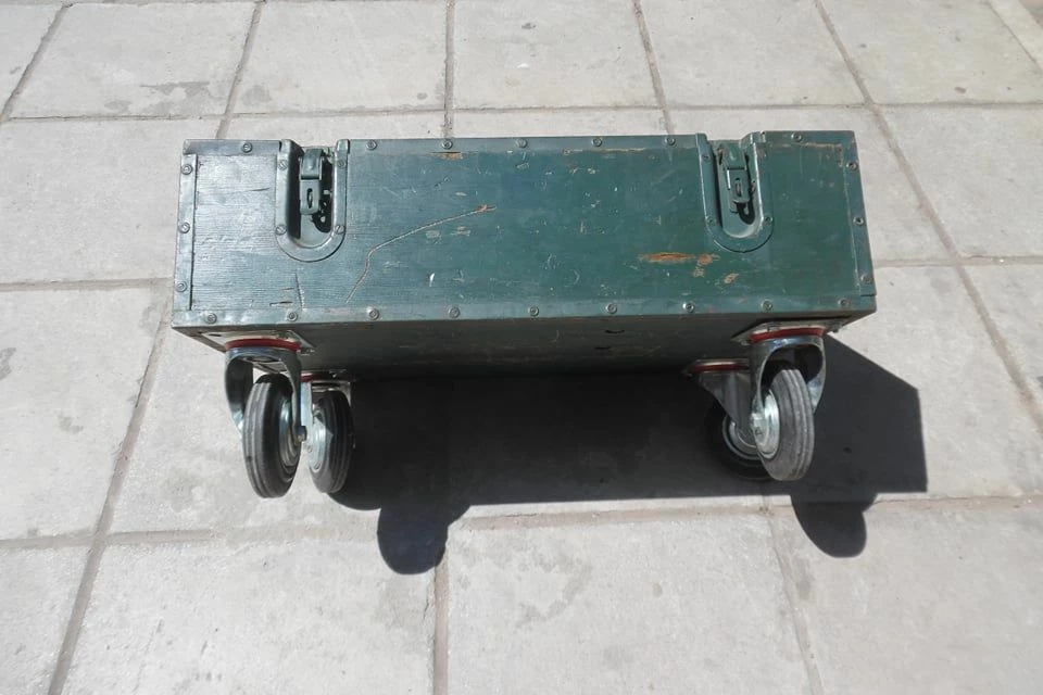 Vendora Στρατιωτικό γερμανικό ξύλινο κασόνι. 4 Vendora Στρατιωτικό γερμανικό ξύλινο κασόνι. - Image 2