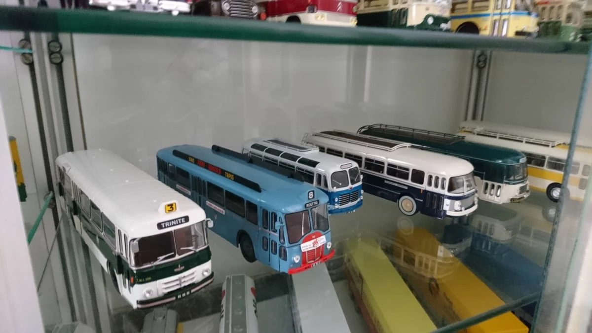 Vendora Λεωφορεία κλίμακας 1/43 7 Vendora Λεωφορεία κλίμακας 1/43 - Image 5