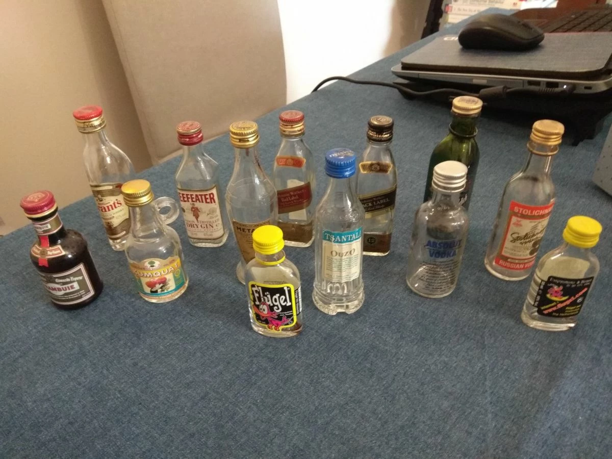 Vendora ΜΟΝΑΔΙΚΗ ΣΥΛΛΟΓΗ ΜΕ 62 ΣΦΗΝΟΠΟΤΗΡΑ, 13 ΜΠΟΥΚΑΛΙΑ ΜΙΝΙΑΤΟΥΡΕΣ & 5 ΚΟΥΤΙΑ ΠΟΤΩΝ 11 Vendora ΜΟΝΑΔΙΚΗ ΣΥΛΛΟΓΗ ΜΕ 62 ΣΦΗΝΟΠΟΤΗΡΑ, 13 ΜΠΟΥΚΑΛΙΑ ΜΙΝΙΑΤΟΥΡΕΣ & 5 ΚΟΥΤΙΑ ΠΟΤΩΝ - Image 9