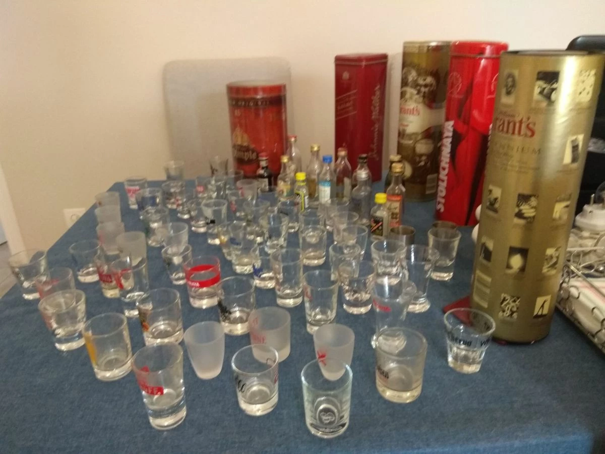 Vendora ΜΟΝΑΔΙΚΗ ΣΥΛΛΟΓΗ ΜΕ 62 ΣΦΗΝΟΠΟΤΗΡΑ, 13 ΜΠΟΥΚΑΛΙΑ ΜΙΝΙΑΤΟΥΡΕΣ & 5 ΚΟΥΤΙΑ ΠΟΤΩΝ 4 Vendora ΜΟΝΑΔΙΚΗ ΣΥΛΛΟΓΗ ΜΕ 62 ΣΦΗΝΟΠΟΤΗΡΑ, 13 ΜΠΟΥΚΑΛΙΑ ΜΙΝΙΑΤΟΥΡΕΣ & 5 ΚΟΥΤΙΑ ΠΟΤΩΝ - Image 2