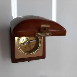 Vendora ΝΕΑ ΠΑΡΑΛΑΒΗ. VINTAGE ΝΑΥΤΙΚΗ ΠΥΞΙΔΑ, ΣΕ ΞΥΛΙΝΗ ΘΗΚΗ. ΑΨΟΓΗ ΚΑΤΑΣΤΑΣΗ ΚΑΙ ΛΕΙΤΟΥΡΓΙΑ. -vendora shop 215bd0e2dcaeb5f52127b79ed85c6913e7d28b9e xl