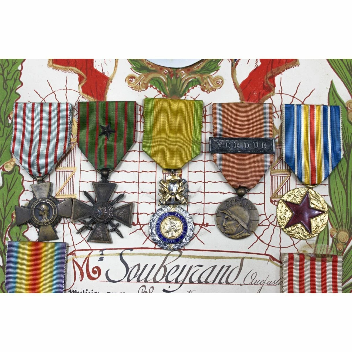 Vendora 1916 ΓΑΛΛΙΚΗ ΑΠΟΝΟΜΗ ΜΕ 7 ΜΕΤΑΛΛΙΑ ΣΕ ΑΞΙΩΜΑΤΙΚΟ ΠΟΥ ΤΡΑΥΜΑΤΙΣΤΗΚΕ ΣΤΗΝ ΜΑΧΗ ΤΟΥ VERBUN 6 Vendora 1916 ΓΑΛΛΙΚΗ ΑΠΟΝΟΜΗ ΜΕ 7 ΜΕΤΑΛΛΙΑ ΣΕ ΑΞΙΩΜΑΤΙΚΟ ΠΟΥ ΤΡΑΥΜΑΤΙΣΤΗΚΕ ΣΤΗΝ ΜΑΧΗ ΤΟΥ VERBUN - Image 4