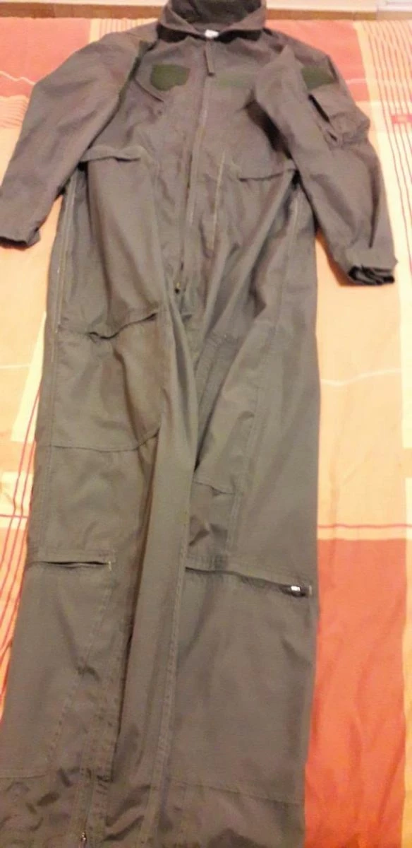 Vendora Φόρμα Πιλότου CWU 27/P SAGE GREEN NOMEX Flight Suit μεταχειρισμένη σε πάρα πολύ καλή κατάσταση. Μεγέθη 44L. και 46L 5 Vendora Φόρμα Πιλότου CWU 27/P SAGE GREEN NOMEX Flight Suit μεταχειρισμένη σε πάρα πολύ καλή κατάσταση. Μεγέθη 44L. και 46L - Image 3