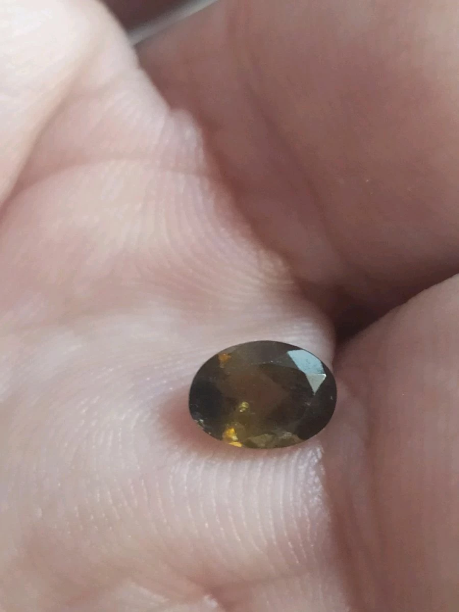 Vendora πωλείται από συλλέκτη ορυκτών πολύτιμων λίθων μοναδική ορυκτή πράσινη τουρμαλίνη 1,08ct με το πιστοποιητικό της 3 Vendora πωλείται από συλλέκτη ορυκτών πολύτιμων λίθων μοναδική ορυκτή πράσινη τουρμαλίνη 1,08ct με το πιστοποιητικό της