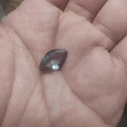 Vendora πωλείτε από συλλέκτη ορυκτών πολύτιμων λίθων μοναδικός ορυκτός Αλεξανδριτης που αλλάζει χρώματα ανάλογα με τον φωτισμο 7 Ct -vendora shop 3d116b479216bc92479c1e2cabfea28b1c514583 xl