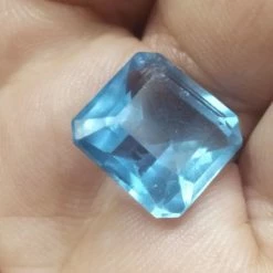 Vendora πωλειτε απο συλλεκτη ορυκτων πολυτιμων λιθων μοναδικο μπλε-πρασινος φλωριτης 12,43 Ct με το πιστοποιητικο του