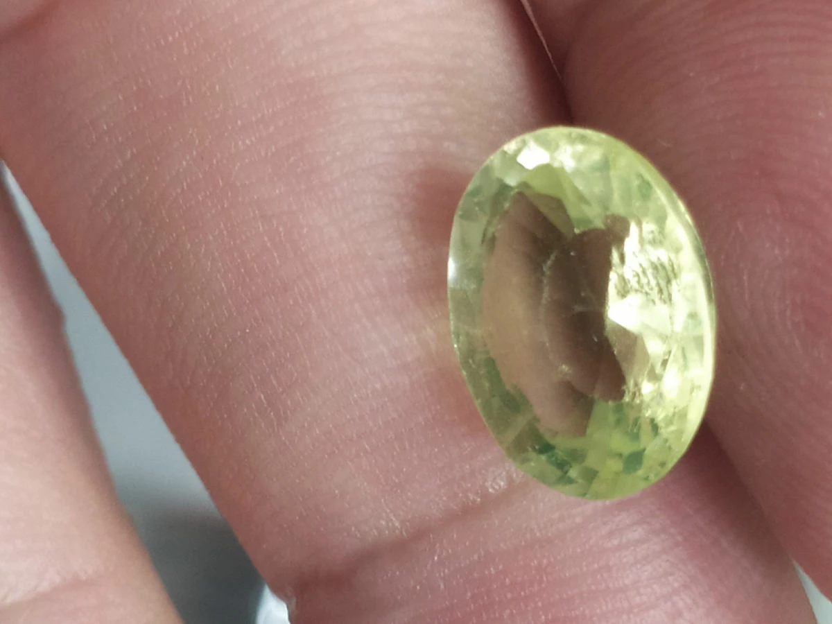 Vendora πωλείτε από συλλέκτη ορυκτών πολύτιμων λίθων μοναδικης κοπής οβάλ περιόδους καταπληκτικού κιτρινοπράσινο η χρωματος 7,05 Ct 9 Vendora πωλείτε από συλλέκτη ορυκτών πολύτιμων λίθων μοναδικης κοπής οβάλ περιόδους καταπληκτικού κιτρινοπράσινο η χρωματος 7,05 Ct - Image 7