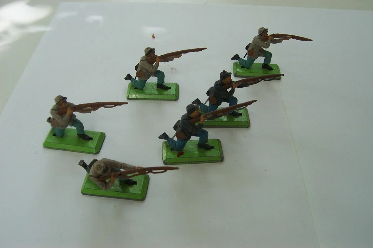 Vendora ΟRIGINAL DEETAIL OF ENGLAND BRITAINS LTD - FEDERAL INFANTRY AND SOUTH UNION SOLDIERS 4 Vendora ΟRIGINAL DEETAIL OF ENGLAND BRITAINS LTD - FEDERAL INFANTRY AND SOUTH UNION SOLDIERS - Image 2