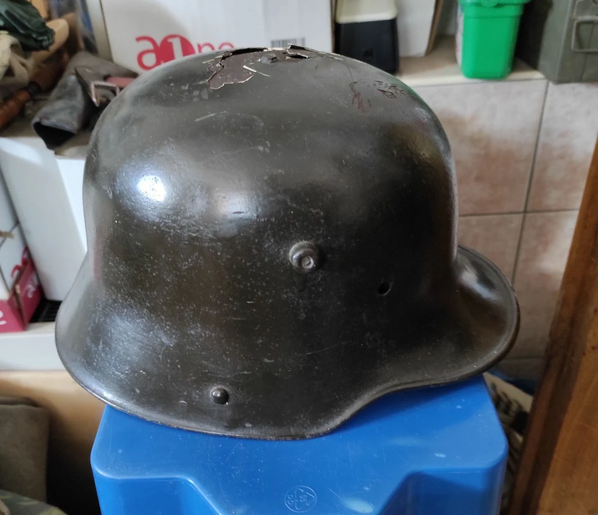 Vendora Γερμανικό κράνος του Β΄ΠΠ που βρέθηκε στην Λέρο με αλλαγμένο το εσωτερικό για χρήση (180 ευρώ) 5 Vendora Γερμανικό κράνος του Β΄ΠΠ που βρέθηκε στην Λέρο με αλλαγμένο το εσωτερικό για χρήση (180 ευρώ) - Image 3