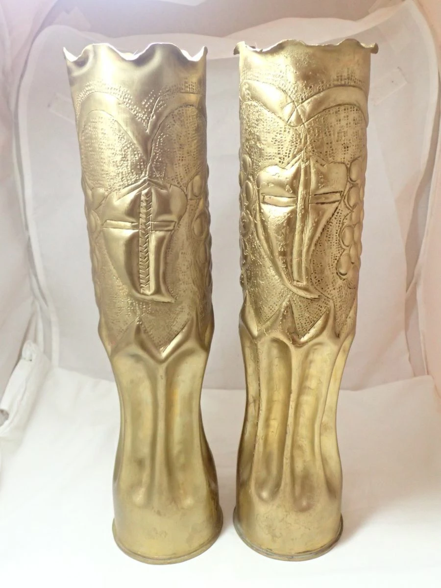 Vendora 2 Κάλυκες διαμορφωμένοι σε Ανθοδοχεία, Ύψος 34 και Διάμετρος 8,8, Μαζί και τα 2 Αντικείμενα. 6 Vendora 2 Κάλυκες διαμορφωμένοι σε Ανθοδοχεία, Ύψος 34 και Διάμετρος 8,8, Μαζί και τα 2 Αντικείμενα. - Image 4