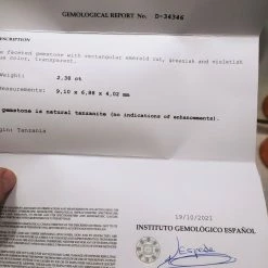 Vendora πωλειτε από συλλεκτη πολυτιμων ορυκτων λιθων , μοναδικος μπλε-μωβ-πρασινος τανζανίτης, πεντακαθαρος χωρις καμια βελτίωση 2,38 Ct με το πιστοποιητικο του στο 15% της αξιας του . -vendora shop 577b7d21c7e28508366d45a548f1d6dfb171fb15 xl