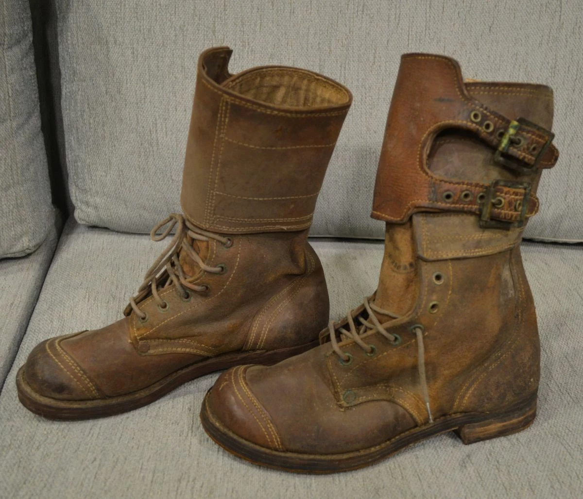 Vendora Συλλεκτικά σπάνια στρατιωτικά άρβυλα Ελληνικής κατασκευής της δεκαετίας 1950-1960 Νο-43 σε άριστη κατάσταση. 8 Vendora Συλλεκτικά σπάνια στρατιωτικά άρβυλα Ελληνικής κατασκευής της δεκαετίας 1950-1960 Νο-43 σε άριστη κατάσταση. - Image 6