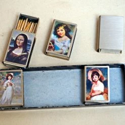 Vendora Σπίρτα μινιατούρες συλλεκτικά σε μεταλλικά κουτάκια (USA) 6 Vendora Σπίρτα μινιατούρες συλλεκτικά σε μεταλλικά κουτάκια (USA) -vendora shop 5ed61ef398d5d2d6850dee51fc2249ee4f538d1d xl