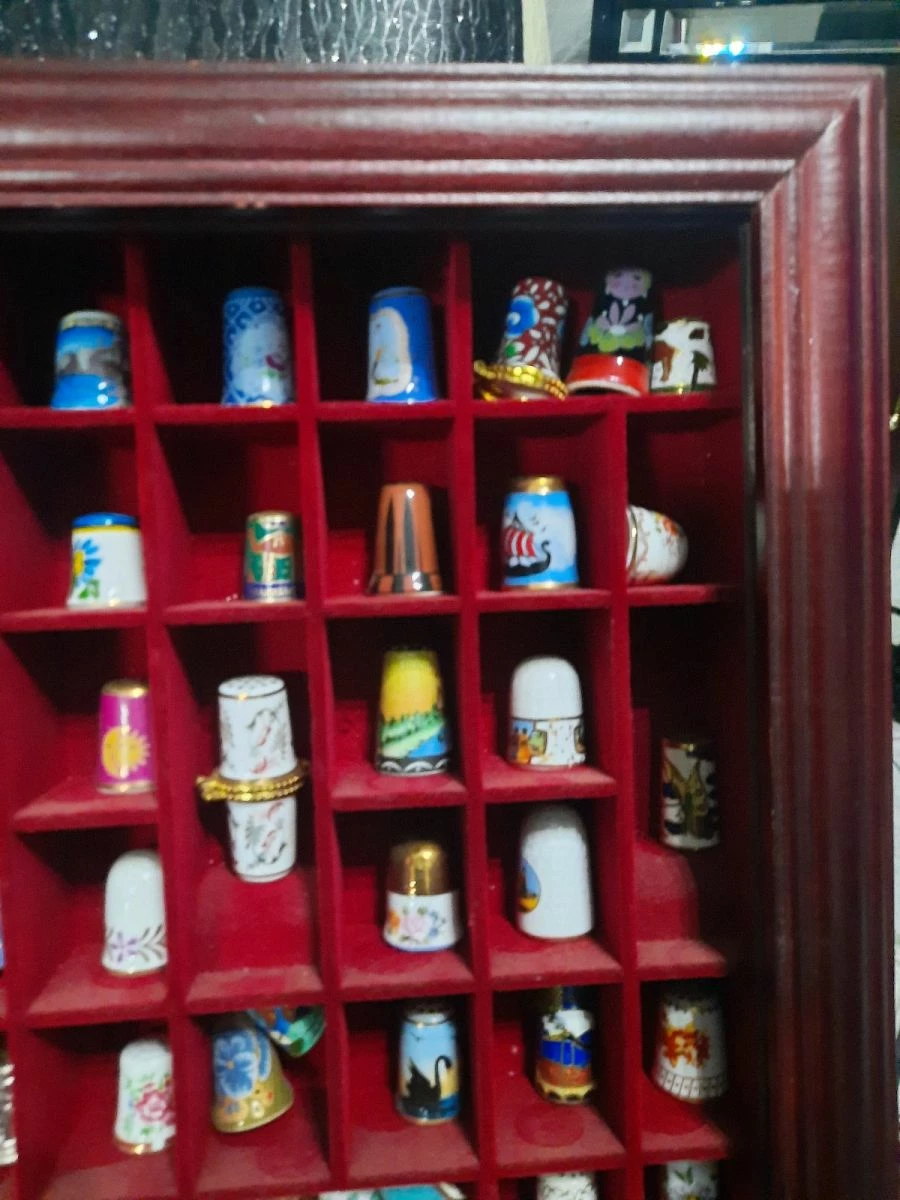 Vendora 95 δαχτυλήθρες συλλεκτικές δίνονται όλες μαζί 7 Vendora 95 δαχτυλήθρες συλλεκτικές δίνονται όλες μαζί - Image 5