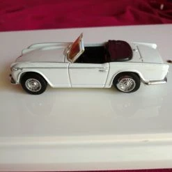 Vendora Matchbox 1990 Dinky Collection DY-20 1965 Triumph TR4A - IRS 1/43 -vendora shop 646d8164a0e58ca43d5d3ef7eb17911f512867e9 xl