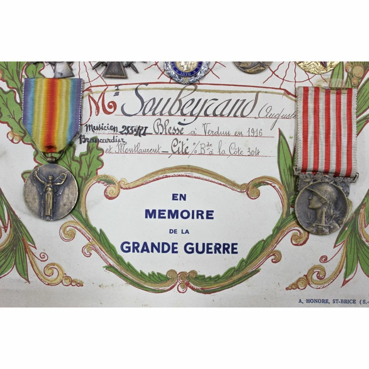 Vendora 1916 ΓΑΛΛΙΚΗ ΑΠΟΝΟΜΗ ΜΕ 7 ΜΕΤΑΛΛΙΑ ΣΕ ΑΞΙΩΜΑΤΙΚΟ ΠΟΥ ΤΡΑΥΜΑΤΙΣΤΗΚΕ ΣΤΗΝ ΜΑΧΗ ΤΟΥ VERBUN 5 Vendora 1916 ΓΑΛΛΙΚΗ ΑΠΟΝΟΜΗ ΜΕ 7 ΜΕΤΑΛΛΙΑ ΣΕ ΑΞΙΩΜΑΤΙΚΟ ΠΟΥ ΤΡΑΥΜΑΤΙΣΤΗΚΕ ΣΤΗΝ ΜΑΧΗ ΤΟΥ VERBUN - Image 3