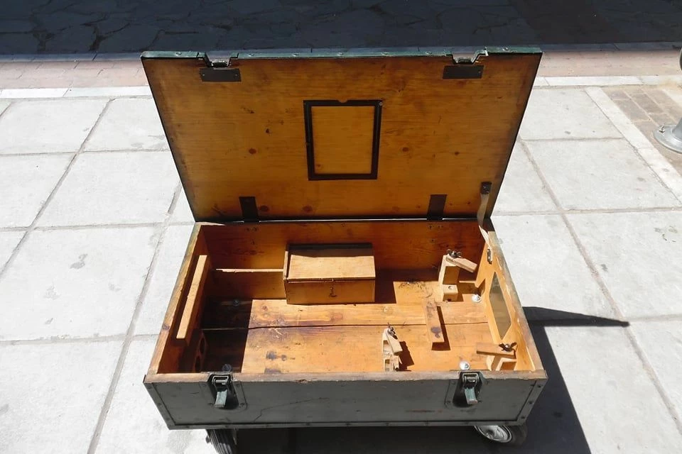Vendora Στρατιωτικό γερμανικό ξύλινο κασόνι. 5 Vendora Στρατιωτικό γερμανικό ξύλινο κασόνι. - Image 3