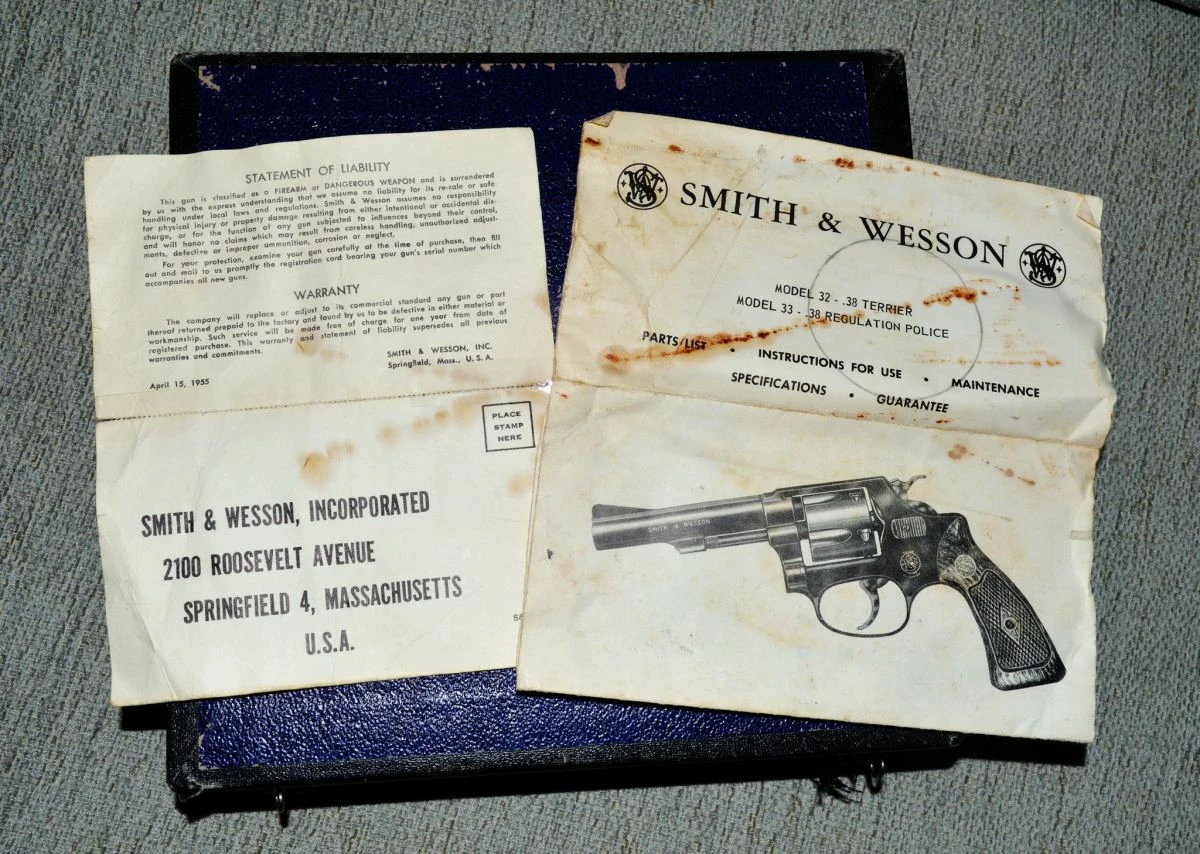 Vendora ΣΥΛΛΕΚΤΙΚΗ ξύλινη θήκη περιστρόφου 0.38 USA με εσωτερική βελούδινη επένδυση (80 ευρώ) 8 Vendora ΣΥΛΛΕΚΤΙΚΗ ξύλινη θήκη περιστρόφου 0.38 USA με εσωτερική βελούδινη επένδυση (80 ευρώ) - Image 6