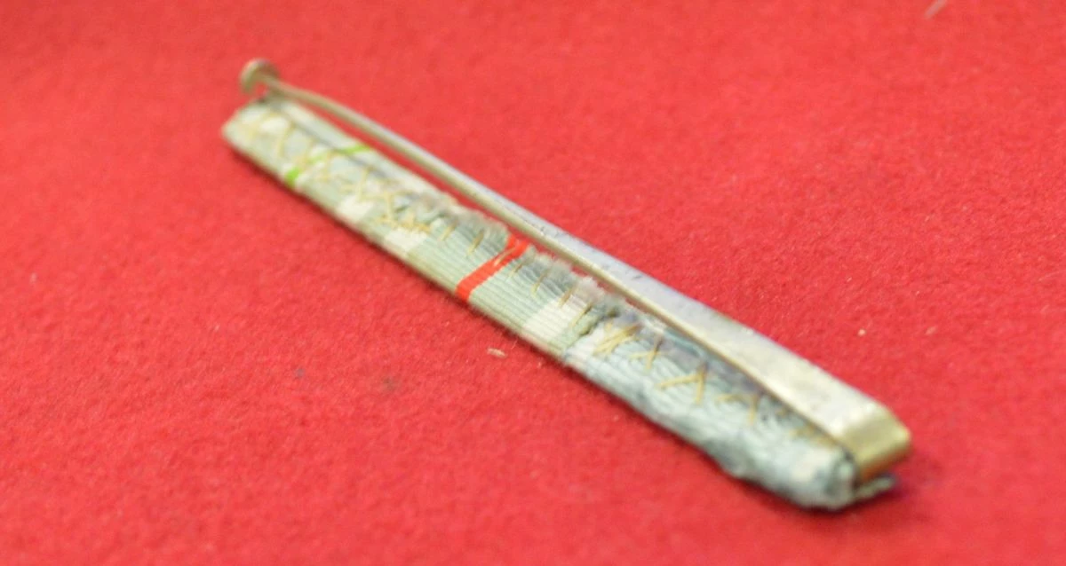 Vendora Μπαρέτα με διεμβολές τριών μεταλλίων των Βαλκανικών Αγώνων 1912-1913 (100 ευρώ) 8 Vendora Μπαρέτα με διεμβολές τριών μεταλλίων των Βαλκανικών Αγώνων 1912-1913 (100 ευρώ) - Image 6