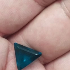 Vendora πωλείτε από συλλέκτη ορυκτών πολύτιμων λιθων, σπάνιος τριγωνικός ορυκτός Benitoite 5,7 Ct -vendora shop 7e7c27fd957e3f07fff422545d1779330d808517 xl