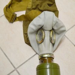 Vendora Αμεταχείριστη νέου τύπου αντιασφυξιογόνα μάσκα με την θήκη μεταφοράς (50 ευρώ). -vendora shop 8554143574afa7df45c5526ac544f74f897a2842 xl