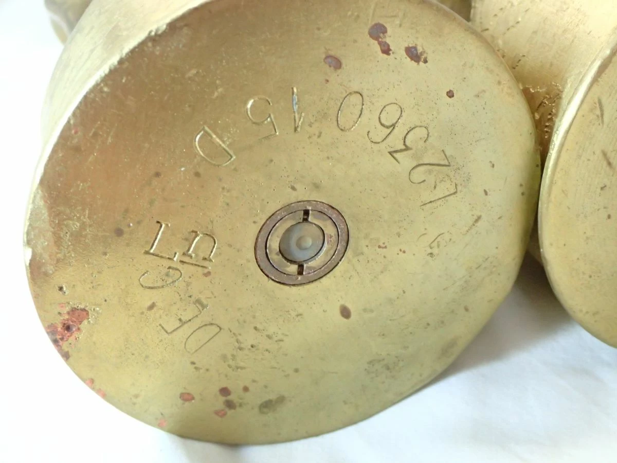 Vendora 2 Κάλυκες διαμορφωμένοι σε Ανθοδοχεία, Ύψος 34 και Διάμετρος 8,8, Μαζί και τα 2 Αντικείμενα. 5 Vendora 2 Κάλυκες διαμορφωμένοι σε Ανθοδοχεία, Ύψος 34 και Διάμετρος 8,8, Μαζί και τα 2 Αντικείμενα. - Image 3