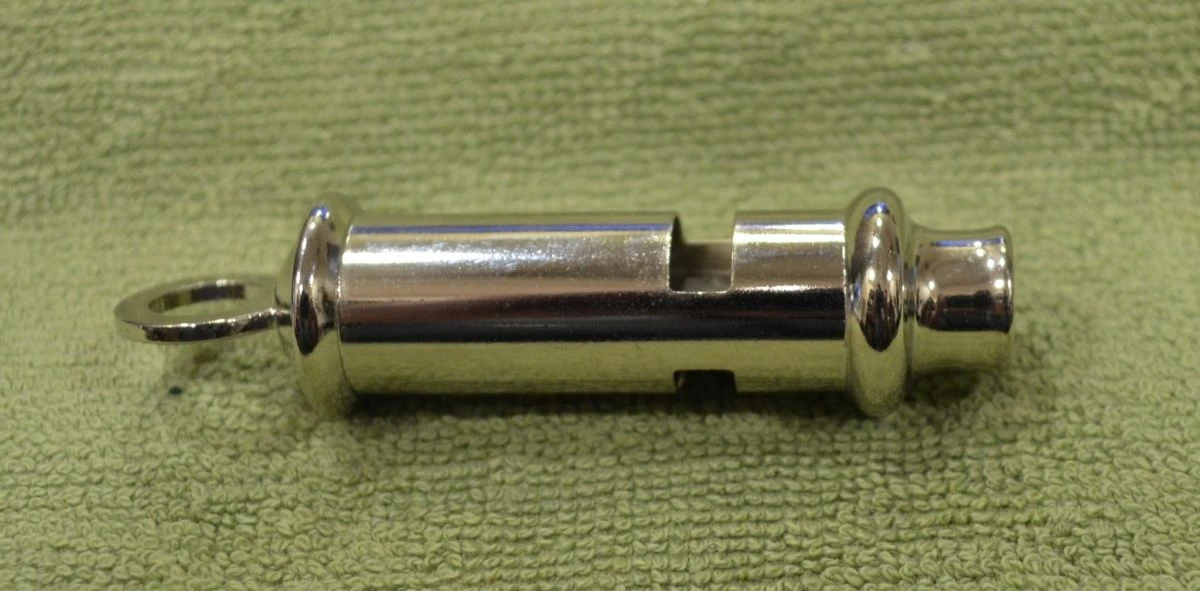 Vendora Γερμανική σφυρίχτρα του Β΄ΠΠ.(70 ευρώ) 5 Vendora Γερμανική σφυρίχτρα του Β΄ΠΠ.(70 ευρώ) - Image 3