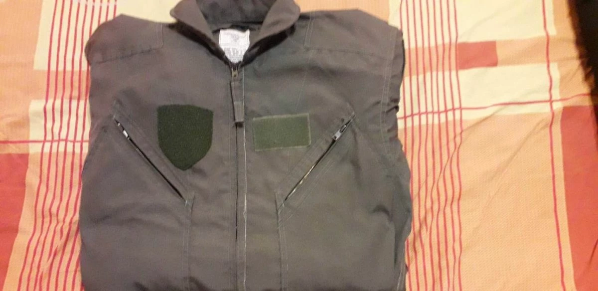 Vendora Φόρμα Πιλότου CWU 27/P SAGE GREEN NOMEX Flight Suit μεταχειρισμένη σε πάρα πολύ καλή κατάσταση. Μεγέθη 44L. και 46L 6 Vendora Φόρμα Πιλότου CWU 27/P SAGE GREEN NOMEX Flight Suit μεταχειρισμένη σε πάρα πολύ καλή κατάσταση. Μεγέθη 44L. και 46L - Image 4