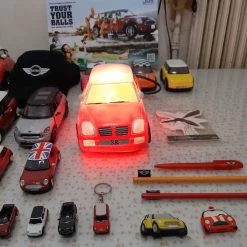 Vendora Τεράστια Συλλογή από μινιατούρες κ άλλα αντικείμενα που σχετίζονται άμεσα με MINI COOPER BMW. -vendora shop 9cd3f5ce2525da1234037d651b87ad1da0fd9041 xl