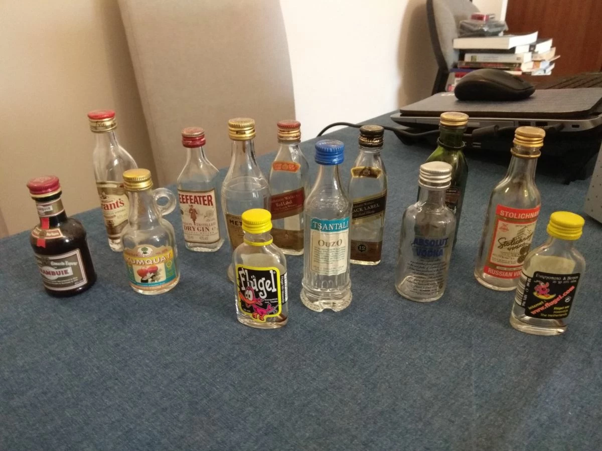 Vendora ΜΟΝΑΔΙΚΗ ΣΥΛΛΟΓΗ ΜΕ 62 ΣΦΗΝΟΠΟΤΗΡΑ, 13 ΜΠΟΥΚΑΛΙΑ ΜΙΝΙΑΤΟΥΡΕΣ & 5 ΚΟΥΤΙΑ ΠΟΤΩΝ 12 Vendora ΜΟΝΑΔΙΚΗ ΣΥΛΛΟΓΗ ΜΕ 62 ΣΦΗΝΟΠΟΤΗΡΑ, 13 ΜΠΟΥΚΑΛΙΑ ΜΙΝΙΑΤΟΥΡΕΣ & 5 ΚΟΥΤΙΑ ΠΟΤΩΝ - Image 10