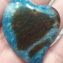 Vendora πωλείτε από συλλέκτη ορυκτών πολύτιμων λίθων σπάνιος αχάτης Dragon Vein σε σχήμα καρδιάς με τρύπα έτοιμη για να γίνει υπέροχο μενταγιόν.