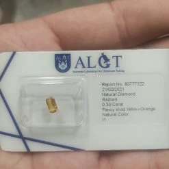 Vendora πωλείτε από συλλέκτη ορυκτών πολύτιμων λίθων,σπάνιου χρώματος διαμάντι Fancy Vivid κίτρινο πορτοκαλί 0.33 Ct. -vendora shop a778f4a63cfb7f09889412784c6ebb80ccf91094 xl