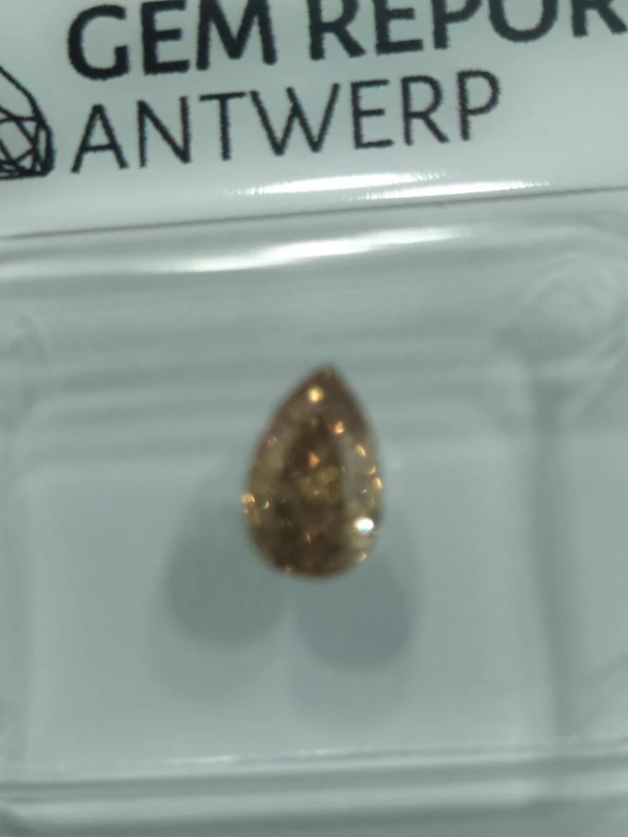 Vendora πωλειτε απο συλλεκτη πολυτιμων ορυκτων λιθων μοναδικο σπανιότατο αστραφτερο διαμάντι 0,53 Ct σε σχημα Pear Vs1 Clarity χρωματος Fancy Greenish Orange 9 Vendora πωλειτε απο συλλεκτη πολυτιμων ορυκτων λιθων μοναδικο σπανιότατο αστραφτερο διαμάντι 0,53 Ct σε σχημα Pear Vs1 Clarity χρωματος Fancy Greenish Orange - Image 7