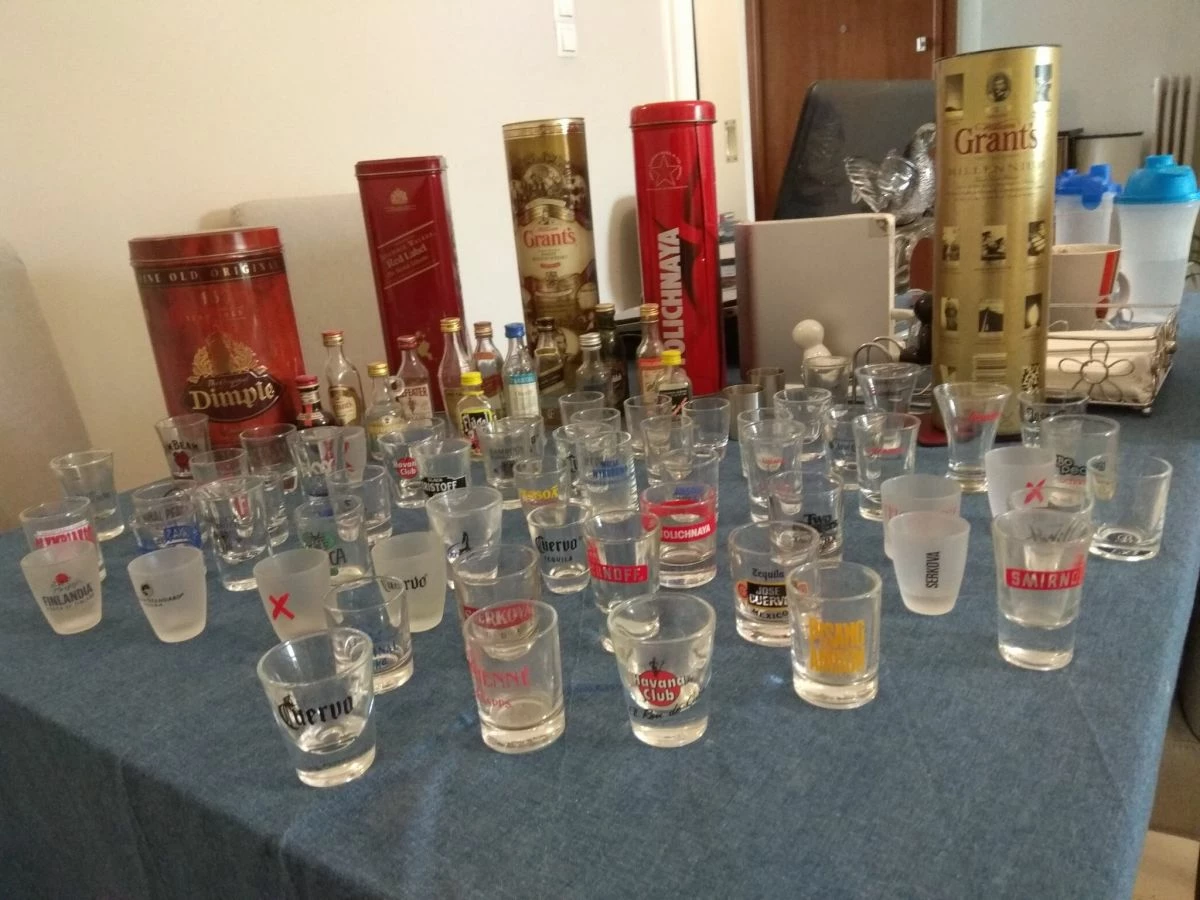 Vendora ΜΟΝΑΔΙΚΗ ΣΥΛΛΟΓΗ ΜΕ 62 ΣΦΗΝΟΠΟΤΗΡΑ, 13 ΜΠΟΥΚΑΛΙΑ ΜΙΝΙΑΤΟΥΡΕΣ & 5 ΚΟΥΤΙΑ ΠΟΤΩΝ 5 Vendora ΜΟΝΑΔΙΚΗ ΣΥΛΛΟΓΗ ΜΕ 62 ΣΦΗΝΟΠΟΤΗΡΑ, 13 ΜΠΟΥΚΑΛΙΑ ΜΙΝΙΑΤΟΥΡΕΣ & 5 ΚΟΥΤΙΑ ΠΟΤΩΝ - Image 3