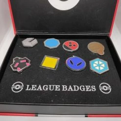 Vendora Κασετινα Pokemon Johto League Badges -vendora shop b63fd89a4d0f9f7b248dcfc66f20009141d53d52 xl