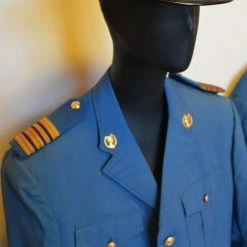 Vendora Πλήρης στολή τελωνιακού αξιωματικού (πηλήκιο-χιτώνιο-παντελόνι-ημιχλαίνιο) σε άριστη κατάσταση (140 ευρώ) -vendora shop bfa25cf06d0a2d9c1ef21b3849fb8ddccc62c3c2 xl