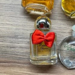 Vendora μινιατούρες αρώματα αυθεντικά . συλλεκτικά . μόνο το ενα χρησιμοποιημένο . -vendora shop c68e81ae99ac49ef4402bbf34f66c3d1561334f0 xl