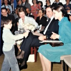 Vendora Φωτογραφίες Βασιλική Οικογένεια -vendora shop d0fbf2847d8cac00ba5c749f9c4a4e8d47ddc0c7 xl