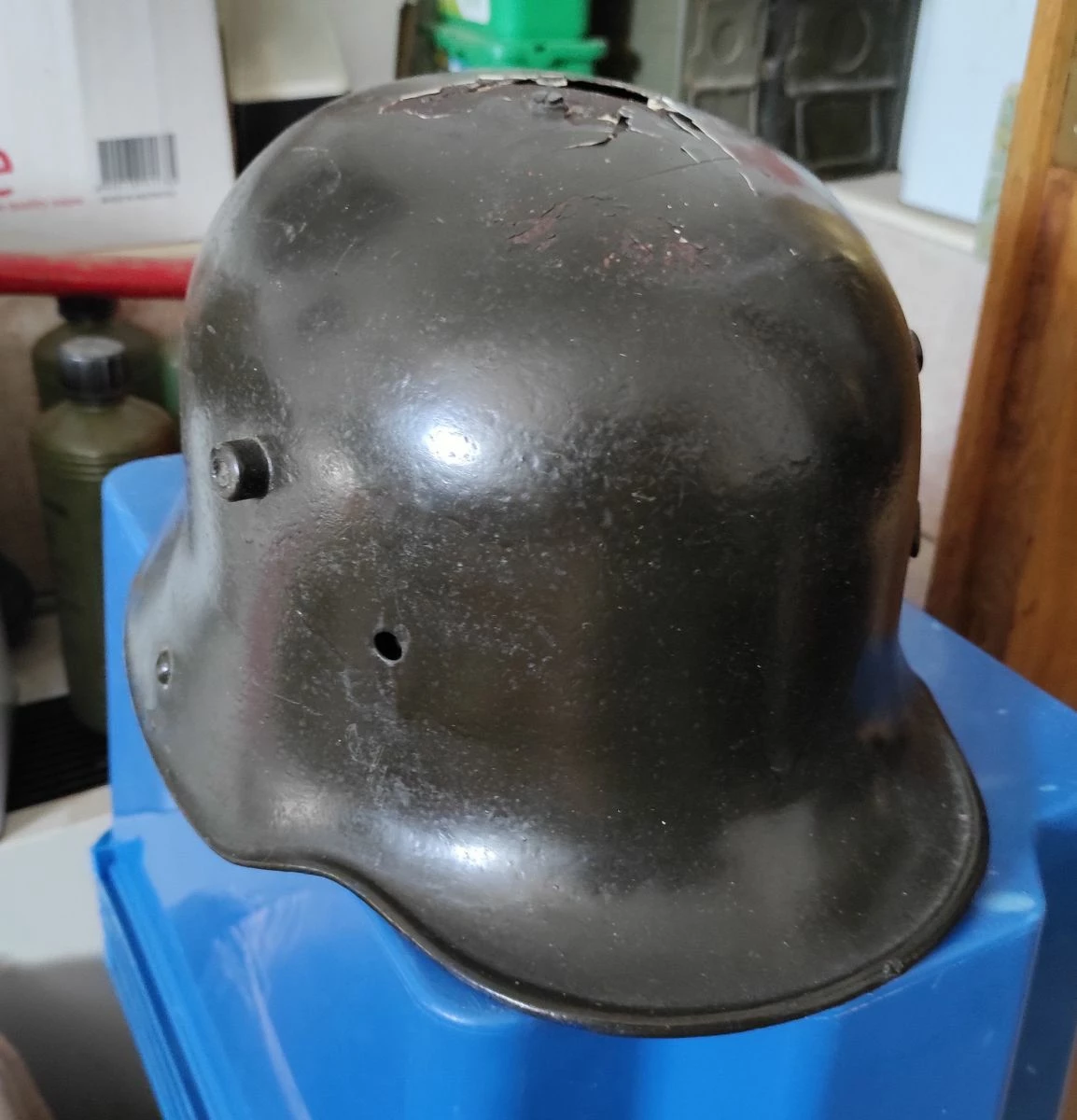 Vendora Γερμανικό κράνος του Β΄ΠΠ που βρέθηκε στην Λέρο με αλλαγμένο το εσωτερικό για χρήση (180 ευρώ) 3 Vendora Γερμανικό κράνος του Β΄ΠΠ που βρέθηκε στην Λέρο με αλλαγμένο το εσωτερικό για χρήση (180 ευρώ)