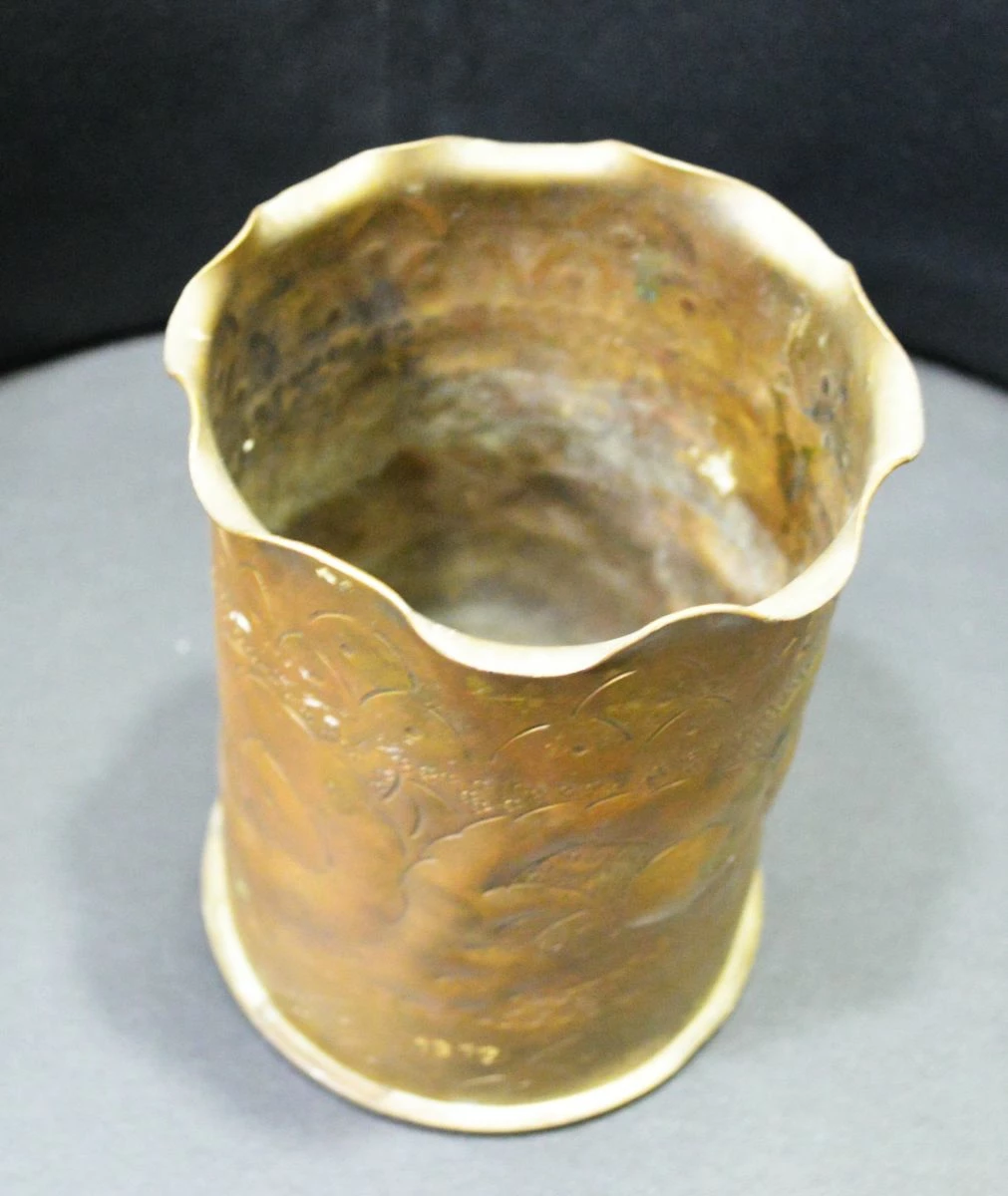 Vendora ΣΥΛΛΕΚΤΙΚΟΣ Σκαλιστός κάλυκας του 1912 ύψους 20cm . 4 Vendora ΣΥΛΛΕΚΤΙΚΟΣ Σκαλιστός κάλυκας του 1912 ύψους 20cm . - Image 2