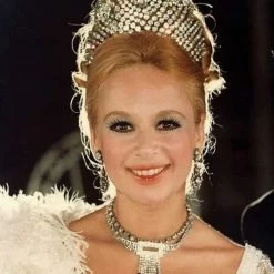 Vendora Πλούσιο φωτογραφικό υλικό,συνεντευξεις σε περιοδικά,βιογραφίες,αυτόγραφα Original,προγράμματα από θεατρικές παραστάσεις της Αγαπημένης μας Αλίκη Βουγιουκλάκη όλα προς πώληση,δεν διατίθενται τμηματικά. -vendora shop dcdb5e1e0a6286753de2e7c9991257dde89f0a18 xl