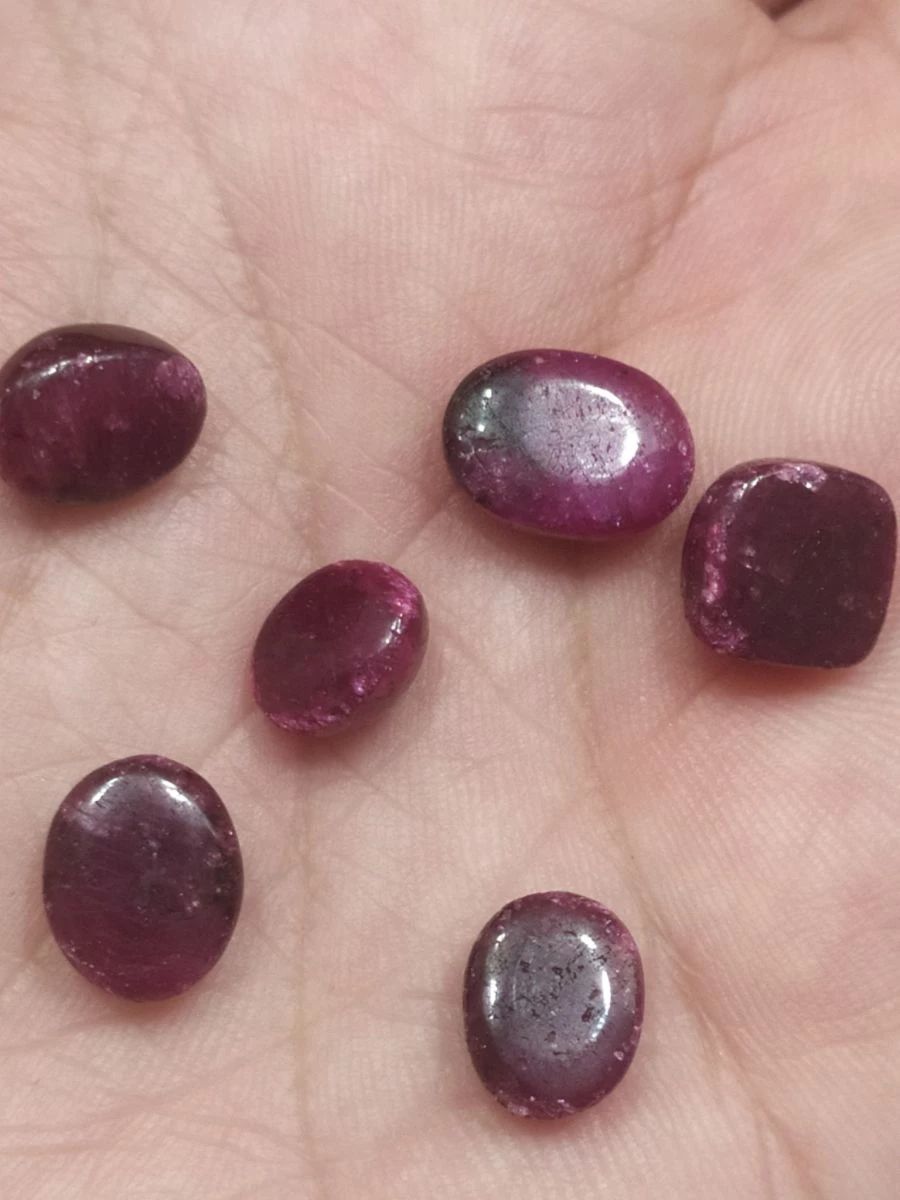 Vendora πωλειτε απο συλλεκτη ορυκτων πολυτιμων λιθων 6 Compouchon ρουμπινια σε διαφορα σχηματα ολα μαζι γυρω στα 30 Ct 8 Vendora πωλειτε απο συλλεκτη ορυκτων πολυτιμων λιθων 6 Compouchon ρουμπινια σε διαφορα σχηματα ολα μαζι γυρω στα 30 Ct - Image 6