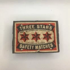 Vendora Ξύλινο Σφραγισμένο πακέτο με 12 σπιρτόκουτα Three Stars δεκαετίας '50 -vendora shop e805f6a1347b515924d414bb8423b23b0b67e5a8 xl