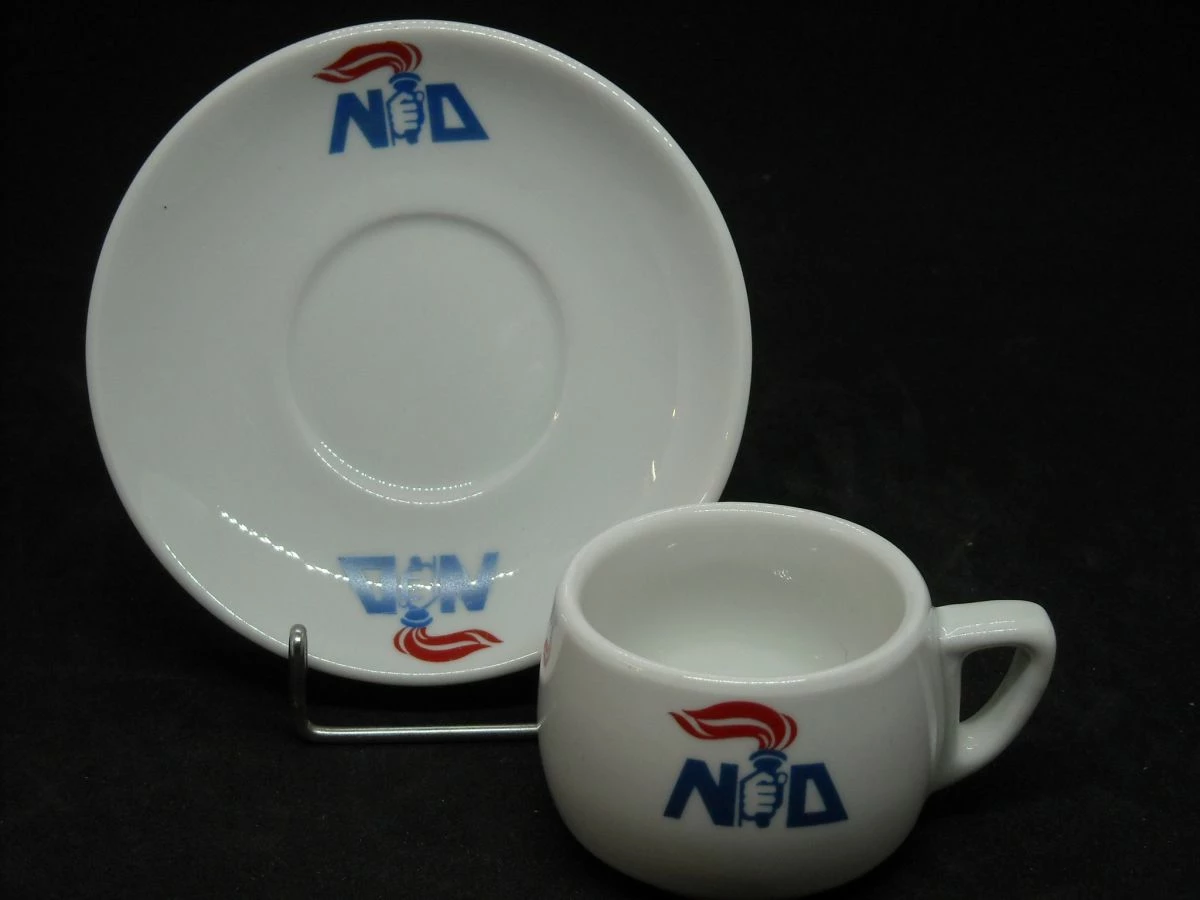 Vendora ΦΛΥΤΖΑΝΙ ΚΑΦΕ ΠΟΡΣΕΛΑΝΗΣ "ΝΕΑ ΔΗΜΟΚΡΑΤΙΑ" ΚΑΤΑΣΚΕΥΗΣ "ΙΟΝΙΑ ΕΛΛΑΣ". 3 Vendora ΦΛΥΤΖΑΝΙ ΚΑΦΕ ΠΟΡΣΕΛΑΝΗΣ "ΝΕΑ ΔΗΜΟΚΡΑΤΙΑ" ΚΑΤΑΣΚΕΥΗΣ "ΙΟΝΙΑ ΕΛΛΑΣ".