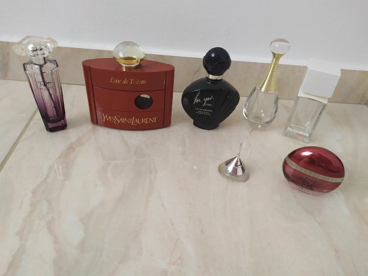 Vendora Μπουκάλια επώνυμων αρωμάτων 3 Vendora Μπουκάλια επώνυμων αρωμάτων