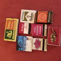 Vendora Συλλογή από σπιρτοκουτα με θέμα "Ξένες διαφημίσεις και Διαφημίσεις για τσιγάρα" -vendora shop f17a786d0f271b9cb06cc31ab2f695c4a1cc0348 xl