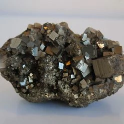 Vendora Συσσωμάτωμα κρυστάλλων 1050 γρ. βάρος σιδηροπυρίτη από το Περού . 12 Χ 7 Χ 5.5 εκ. -vendora shop f622787e5904f7b69a1b4bbdc669a61d7885a187 xl