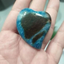 Vendora πωλείτε από συλλέκτη ορυκτών πολύτιμων λίθων σπάνιος αχάτης Dragon Vein σε σχήμα καρδιάς με τρύπα έτοιμη για να γίνει υπέροχο μενταγιόν. -vendora shop ffe07b9087b385c2baa167704deb83e457214974 xl